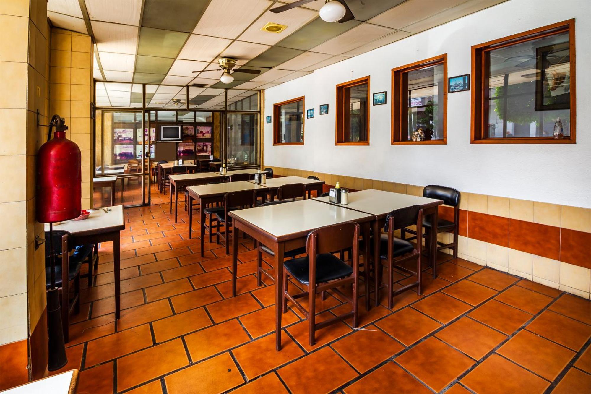 Hotel Canada, Guadalajara Zewnętrze zdjęcie